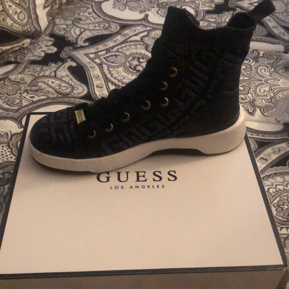 Women's Mannen Knit Lace Up Hi Top Fashion Sneakers